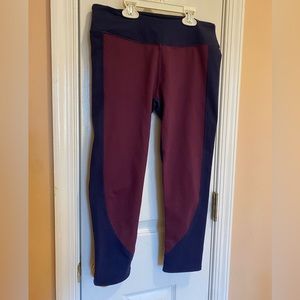 Fabletics size small capri leggings